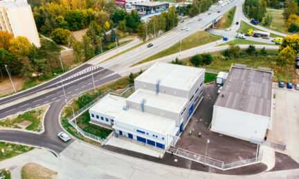 o obeh vody mezi elektrarnou a teplarnou se stara 14 cerpadel ve trech cerpacich stanicich v ceskych budejovicich jich je hned osm